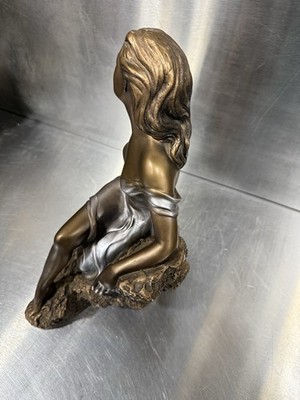 Austin Sculptures 1995 Signed Art Deco Bronze Resin Seated Woman