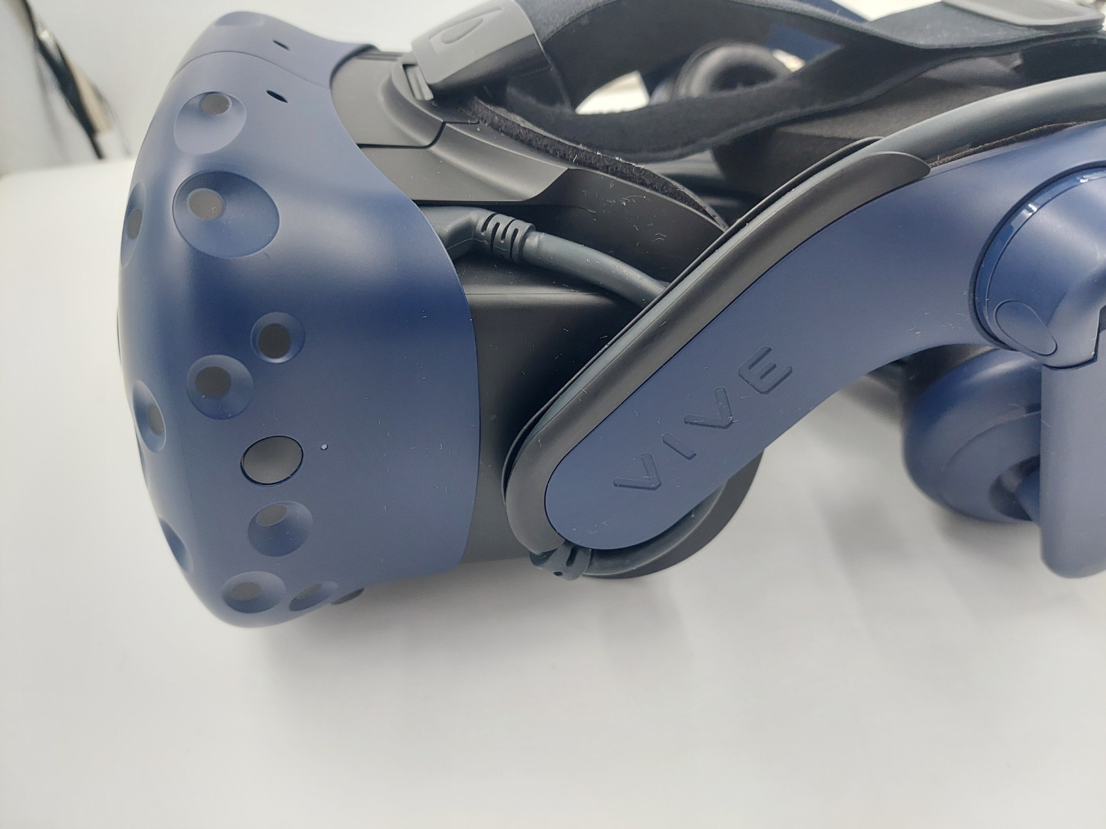 HTC Vive Pro HMD VR Headset with Cable Only (250251)