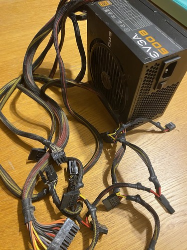 EVGA 600B 600 Watt Power Supply - Photo 2/3