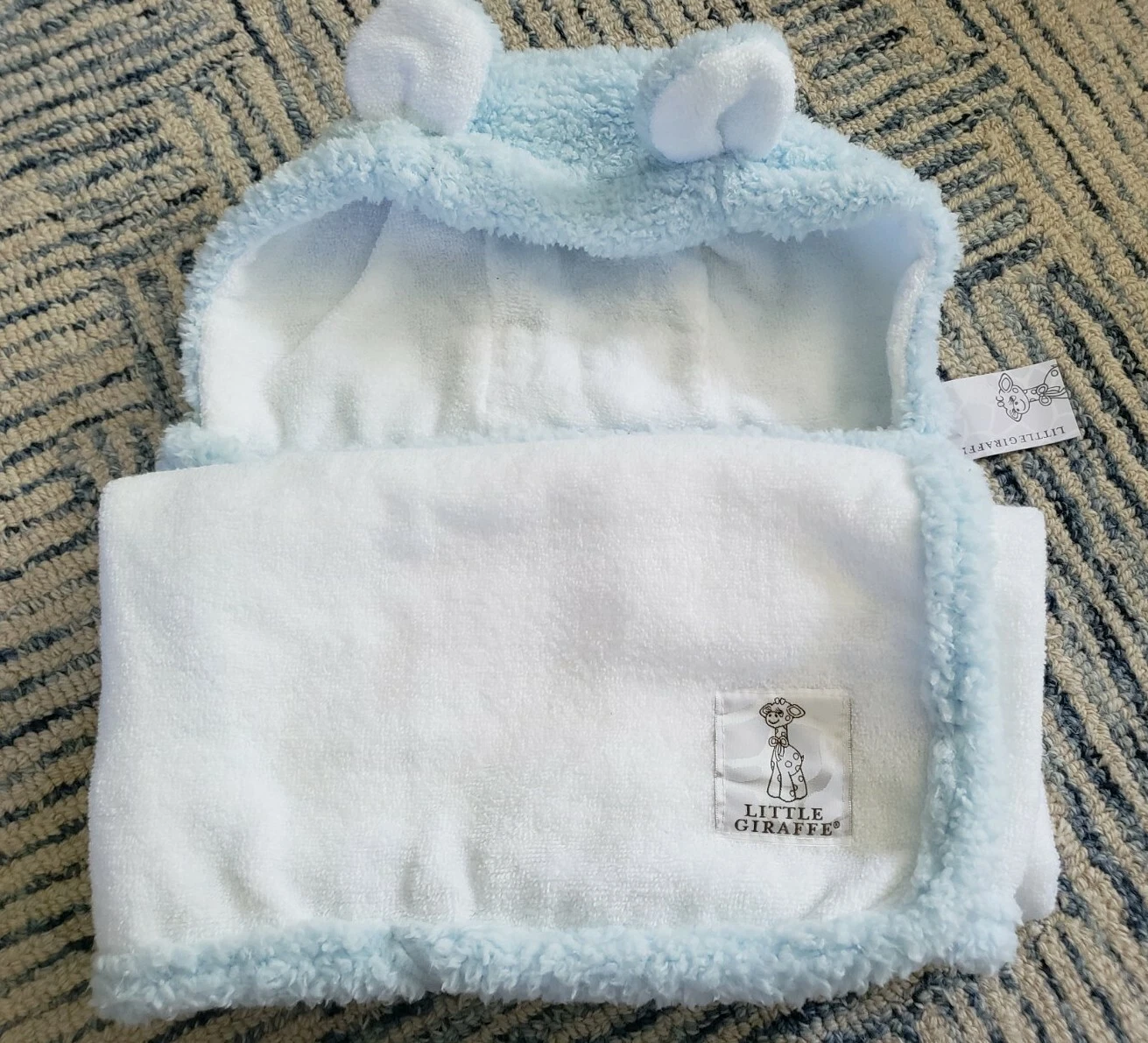 Little Giraffe Chenille Hooded Baby Towel Blue
Opens in a new window or tab