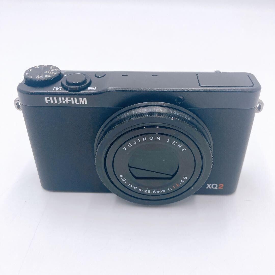 USED Fujifilm XQ2 Black digital camera JUNK