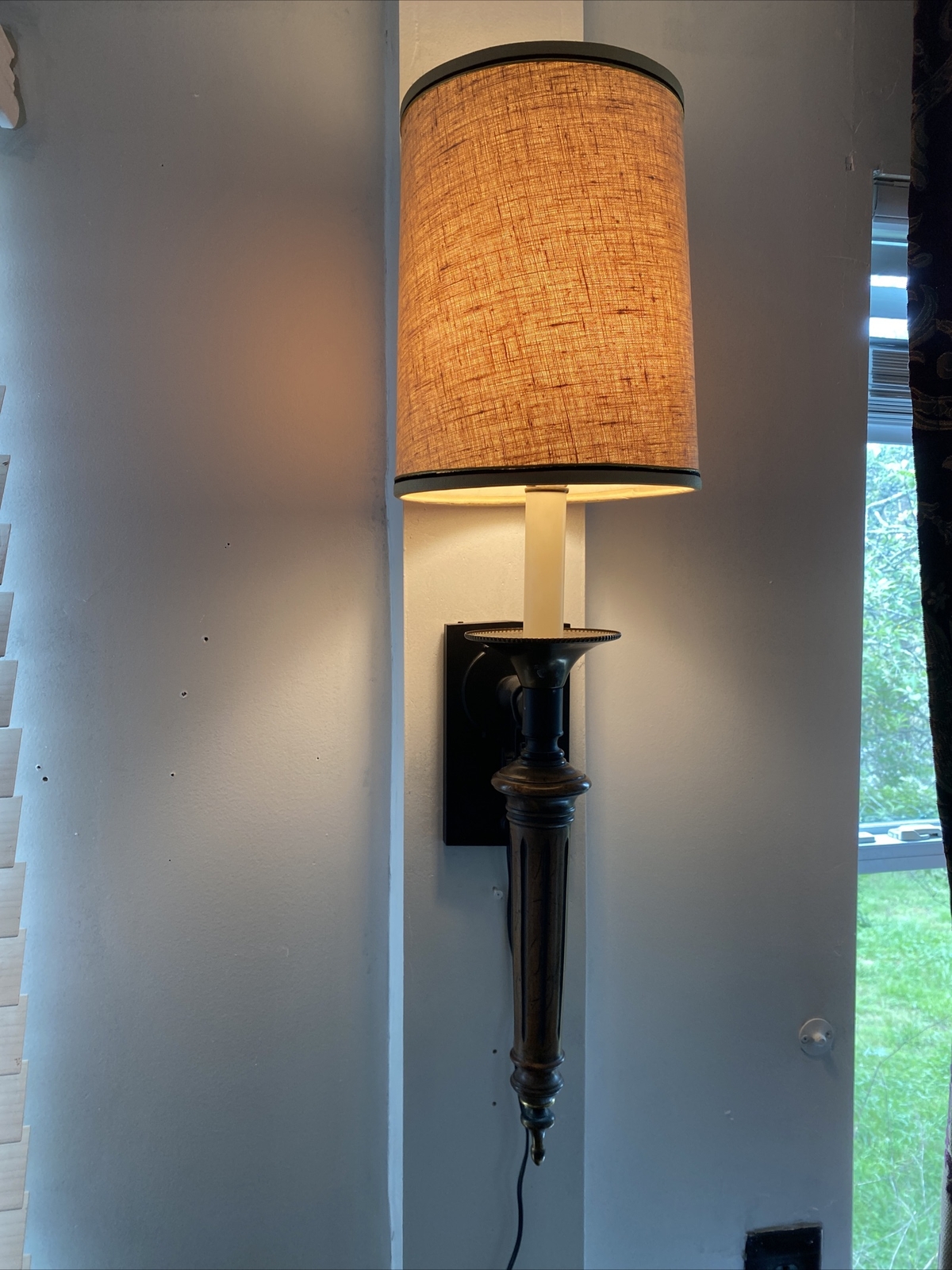 Picture 1 of 5