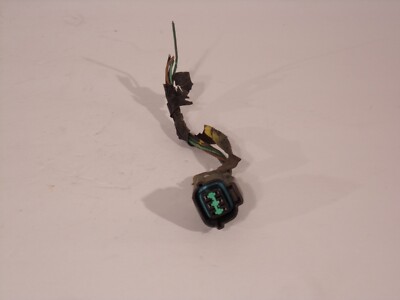 02 03 MITSUBISHI LANCER TAIL BRAKE LIGHT BULB SOCKET HARNESS PLUG 5 WIRE K2772