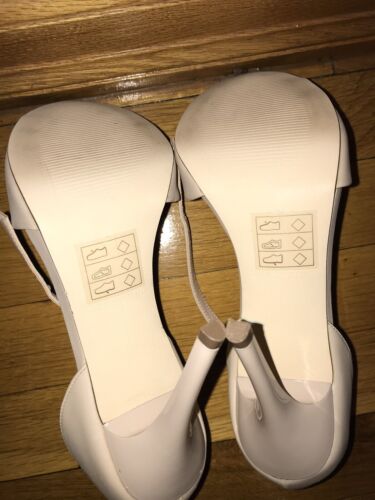 Call It Spring Women Nude Heels US 7 1/5 New Just Tried On Without Box! - Picture 2 of 3