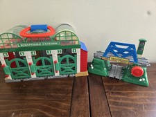 Thomas Friends Take N Play Knapford Station Railway Train Sodor Drawbridge 2009