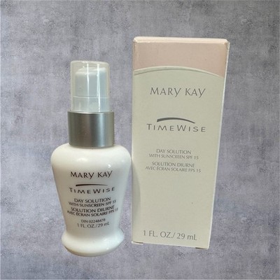 Mary Kay TimeWise Day Solution Sunscreen 806300 SPF 15 1oz New Box