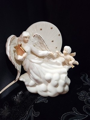 VTG Avon LAMP Glimmering Porcelain Angel and Cherub 1998 Night Light fairy   
