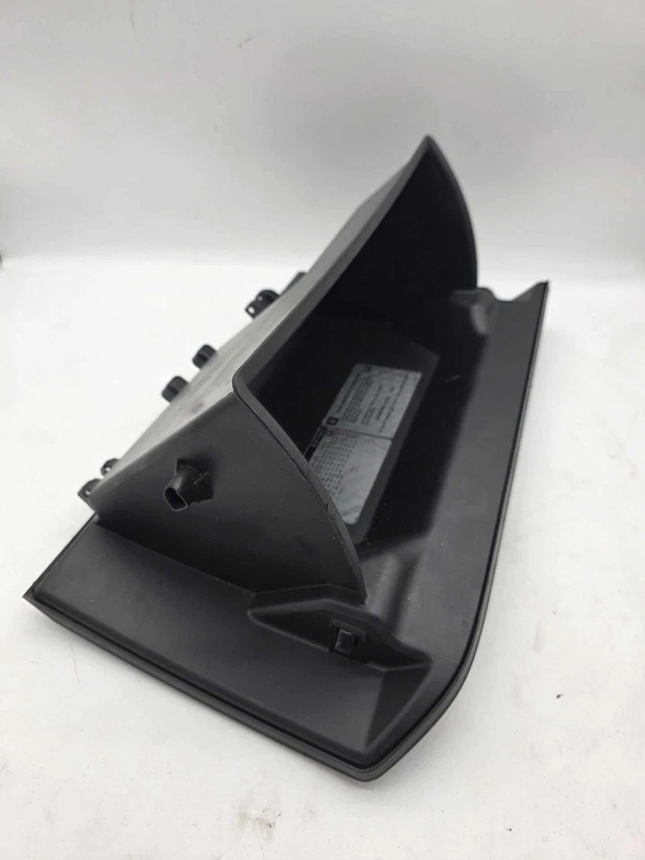 Chevrolet Colorado 2015-2022 tablero panel de instrumentos compartimento puerta 23280482 Foto 2 de 3