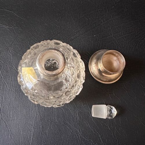 ANTIQUE 1919 CHESTER STERLING SILVER LIDDED CRYSTAL GLASS PERFUME BOTTLE - Picture 8 of 11
