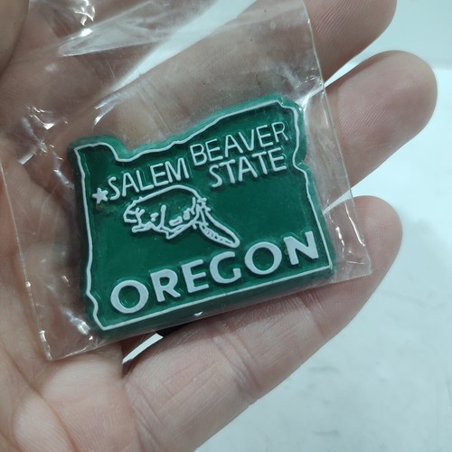 State Souvenir Magnet Oregon Fridge Refrigerator State Shaped Keepsake - Picture 2 of 2