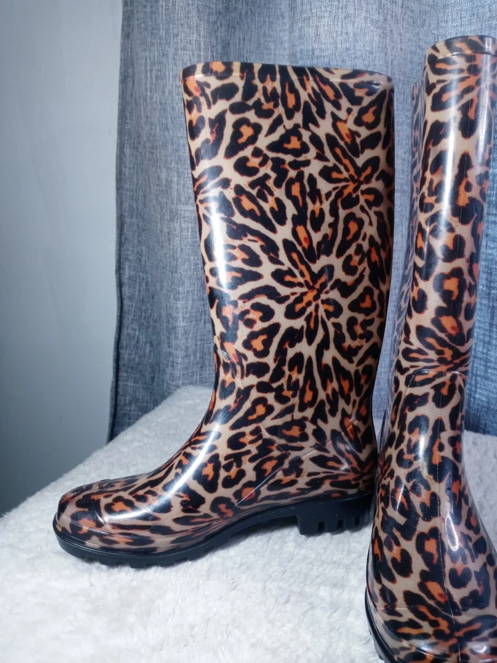 Botas de lluvia Nicole Miller New York Cheetah Animal Print de goma para mujer talla 6 Foto 4 de 4