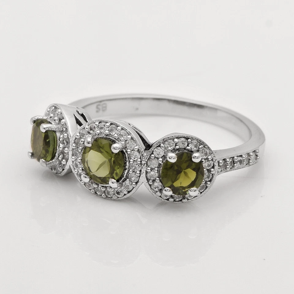 Three Stone Round Shape Peridot 925 Sterling Silver Eternity Women Wedding Ring - Image 4 of 4