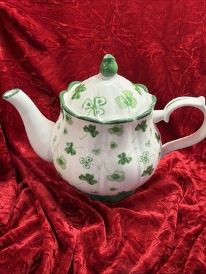 Grace Teaware WATERCOLOR Lucky CLOVER Shamrock Teapot 32 oz Irish Ireland New