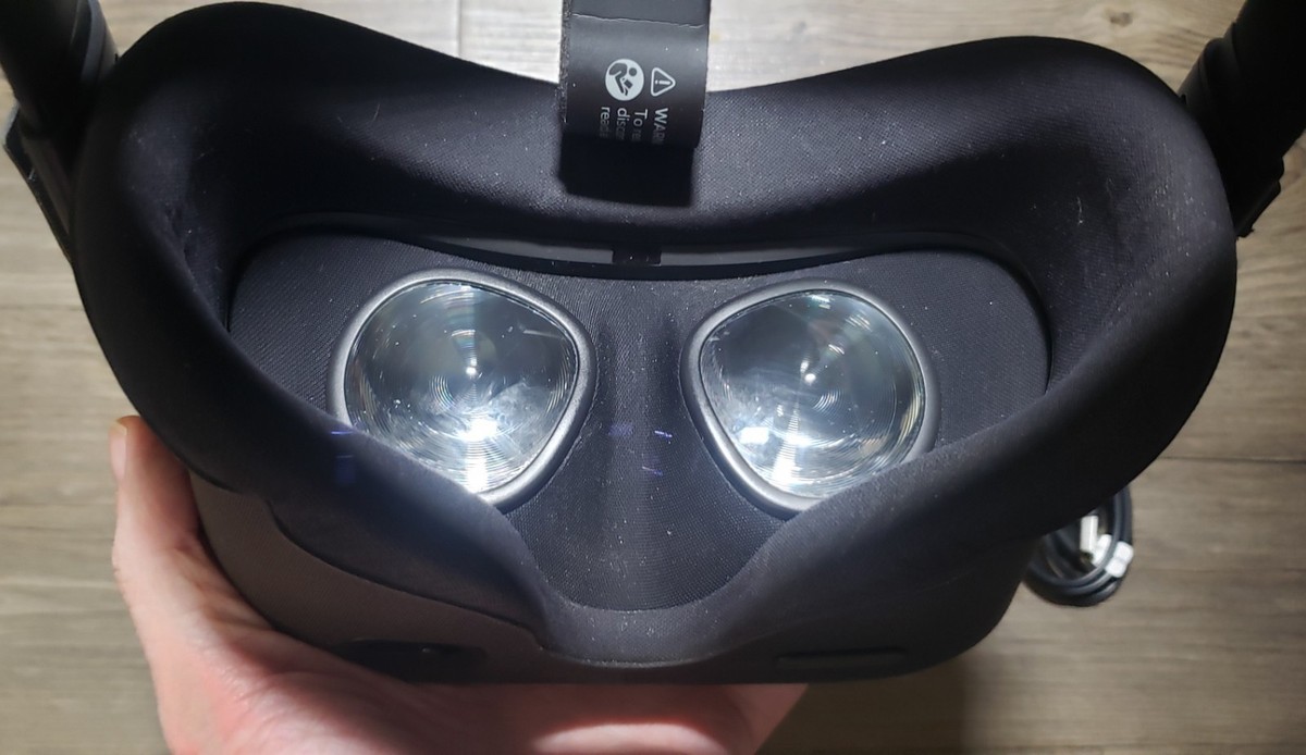 OCULUS QUEST 1 64GB Headset Only - READ DESCRIPTION