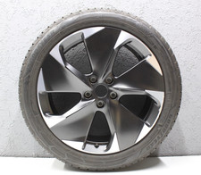 ALUFELGE Original + CUPRA Born ab 2021 + 7,5x19 ET50 + Winterreifen + 10E601025J