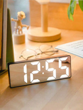 1pc LED Digital Alarm Clock - 3 Brightness Le...
