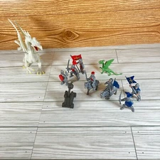 Safari Miniature Medieval Knights, Dragons & Horses Vinyl