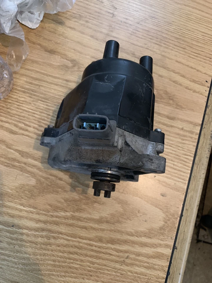 1998 1999 2000 2001 2002 HONDA ACCORD DISTRIBUTOR AND CAP OEM 2.3 SOHC - Image 2 of 4