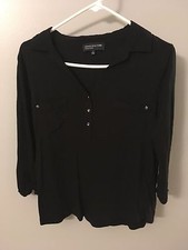 Black 3/4 sleeve v-neck Jones New York shirt women's size S