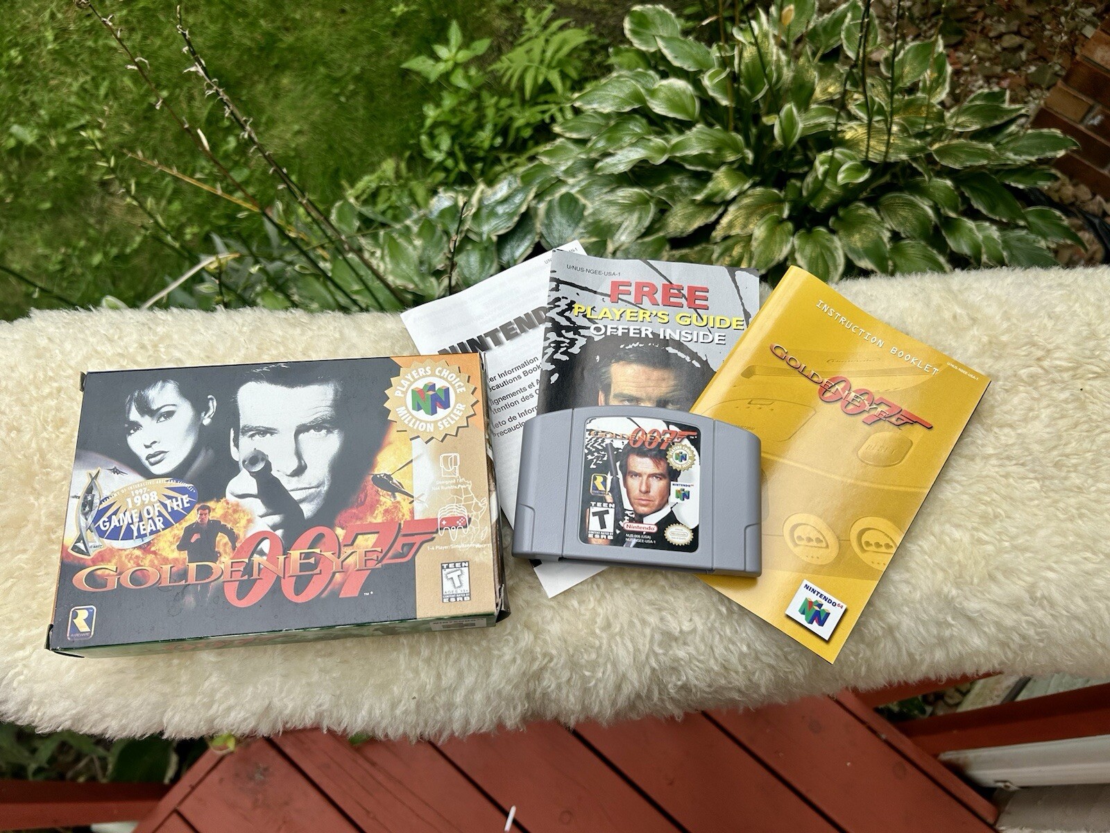 Bild 1 von 2