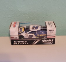 Chase Elliott 9 NAPA 2018 Chevy Camaro 1:64 Scale NASCAR Diecast