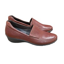ECCO womens size 41 10-10.5 US chestnut brown leather slip on loafers shoes