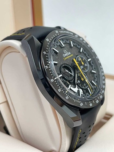 Omega Speedmaster Dark Side of the Moon Apollo 8 BNIB 310.92.44.50.01.001 - Picture 2 of 4