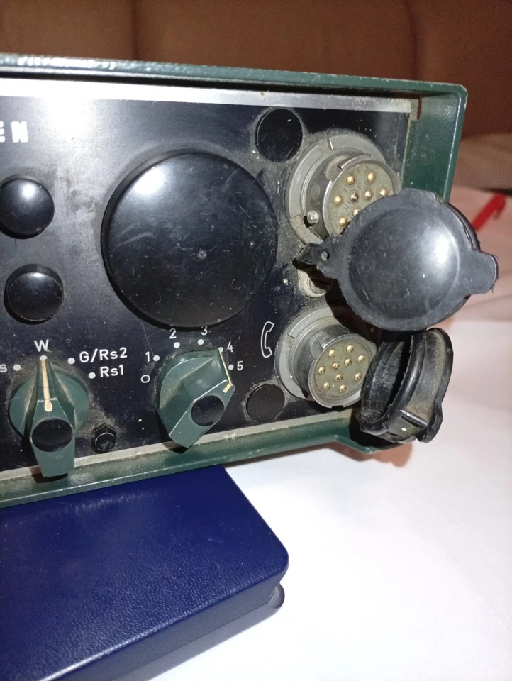 Alte Telefunken Sprechfunkgerät FuG 7b.1967. - Bild 3 von 4