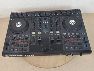 Traktor Kontrol S4 | eBay