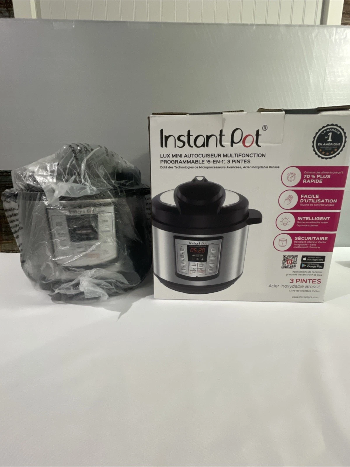 Instant Pot Lux Mini 6-in-1 Electric Pressure Cooker, Sterilizer Slow Cooker
Opens in a new window o