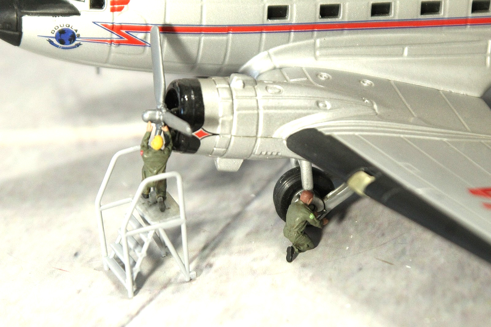 Historic Douglas DC3 Northwest Airlines 1:72 Scale EXTREMELY RARE