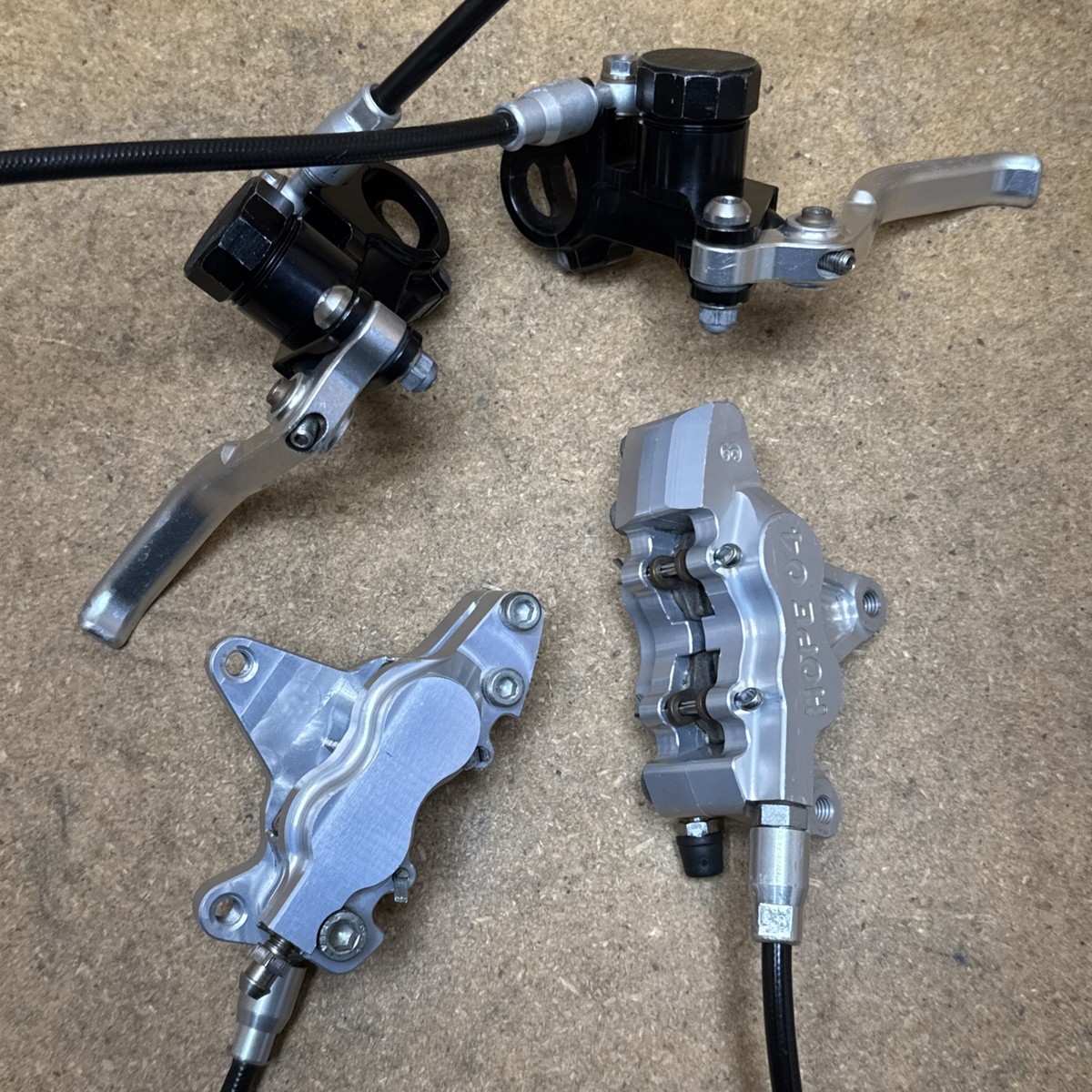 hope ブレーキ Vintage Hope DH4 Hydraulic Disc Brake Set Open Pro Brake Levers w