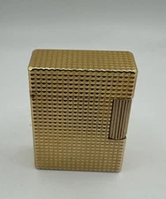 S.T. Dupont Vintage  Gold Plated Diamond Head Lighter DD378  