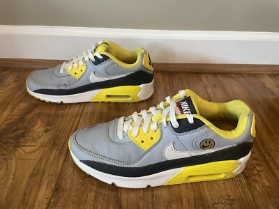Nike Air Max 90 LTR GS - DQ0570-001 Wolf Grey/Yellow Happy Face Sz 6.5 Youth
