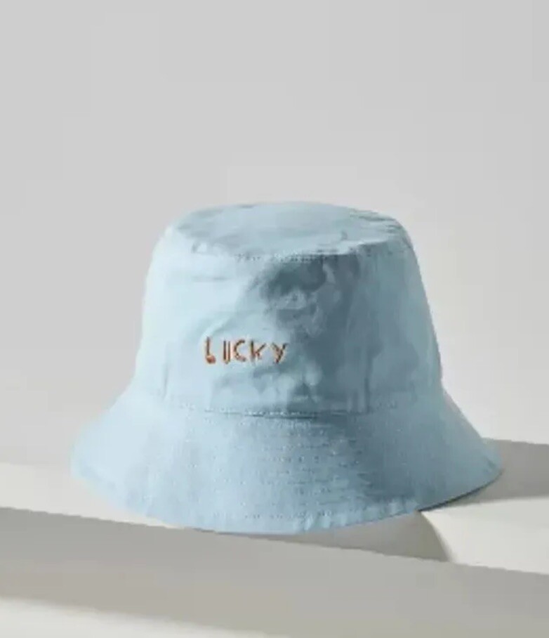 NWT KERRI ROSENTHAL
BUCKET HAT Kerri Rosenthal Bucket Hat - Heart & Checks - Saltwater main image 3