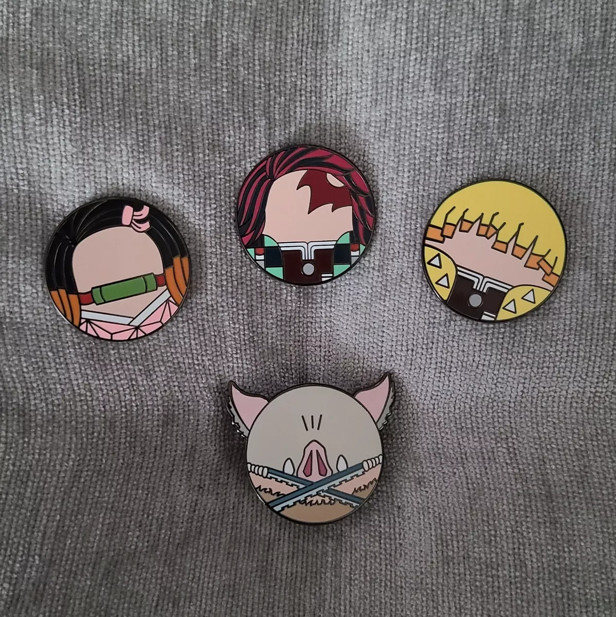 US seller, hard enamel demon slayer pins, Nezuko Tanjiro Zenitsu Inosuke  Giyuu