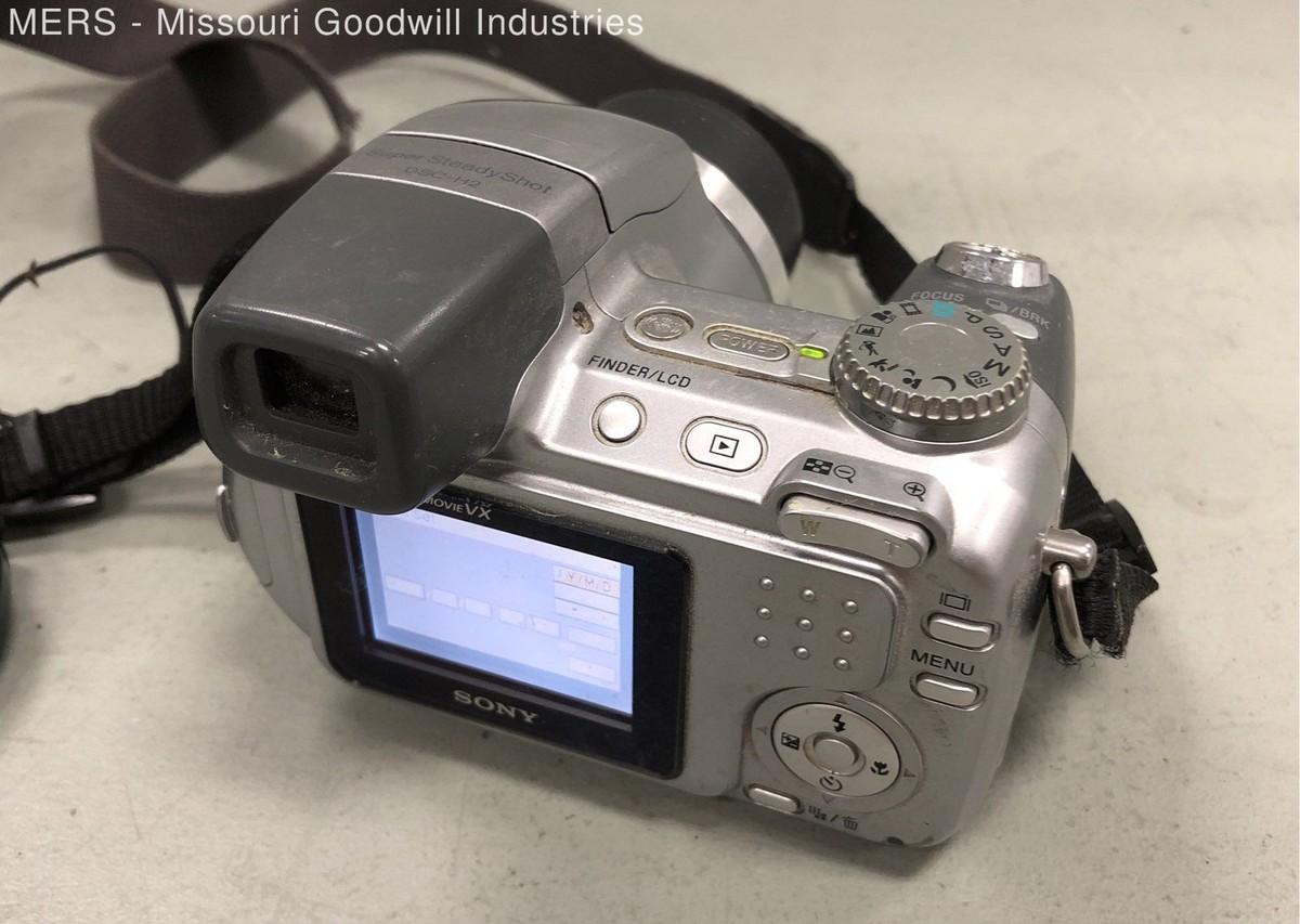 Sony Cyber-shot DSC-H2 6.0MP Digital Camera - Silver for sale