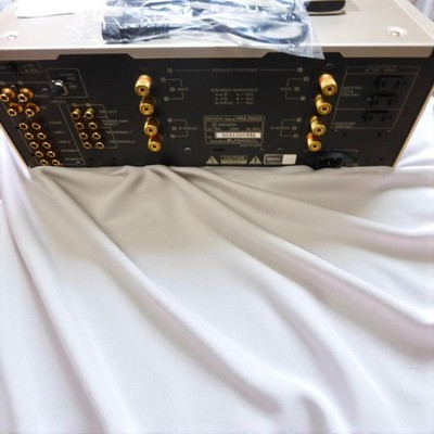 DENON PMA-2000SE Integrated Amplifier MINT Condition w DENON PMA-2000SE Integrated Amplifier MINT Condition w