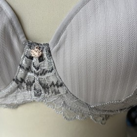 34B  Triumph Peony Florale Bra Underwired Supportive Lingerie