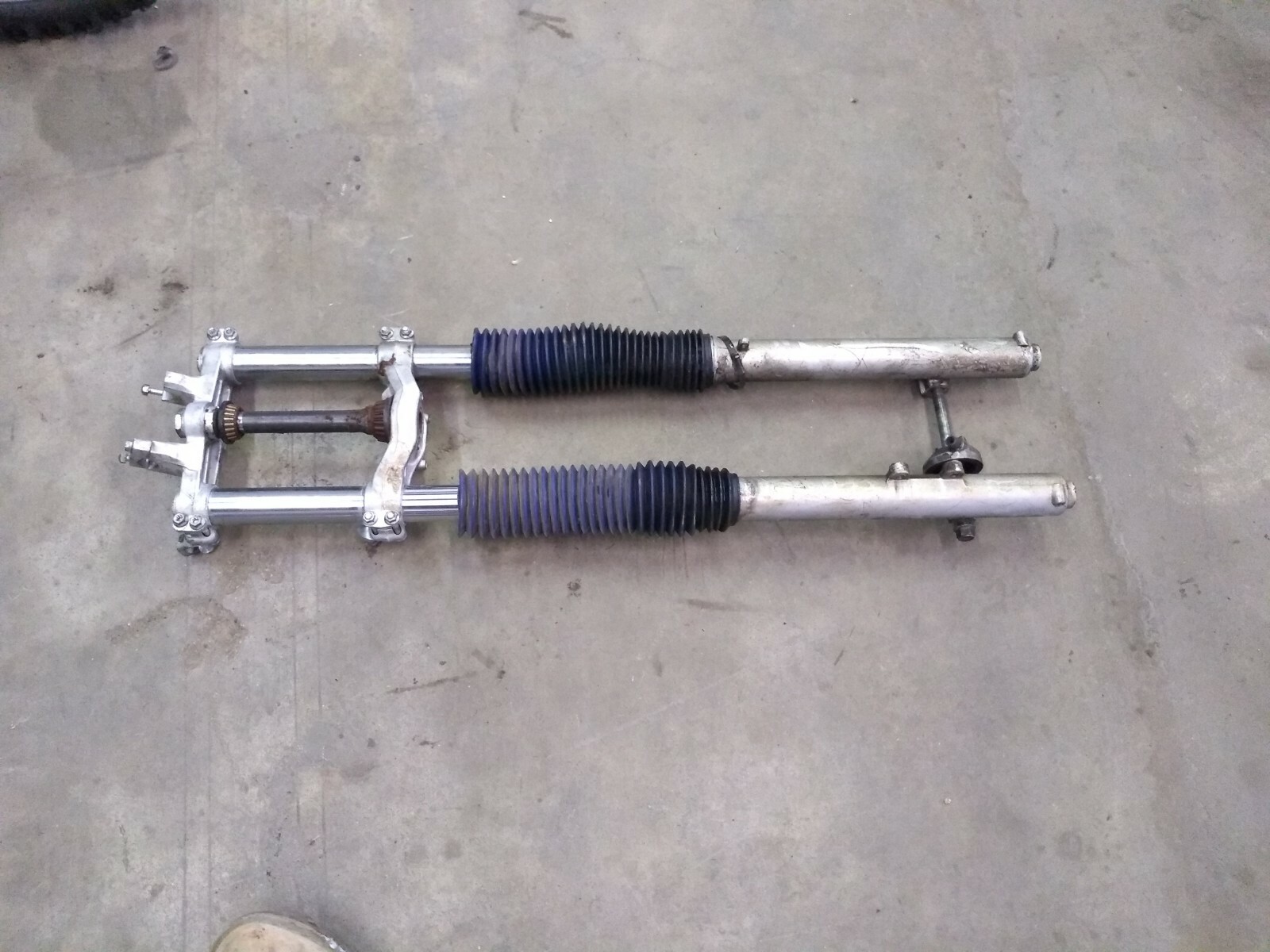 Kawasaki Kdx 200 Front Forks Front Forks triple tree assembly eBay