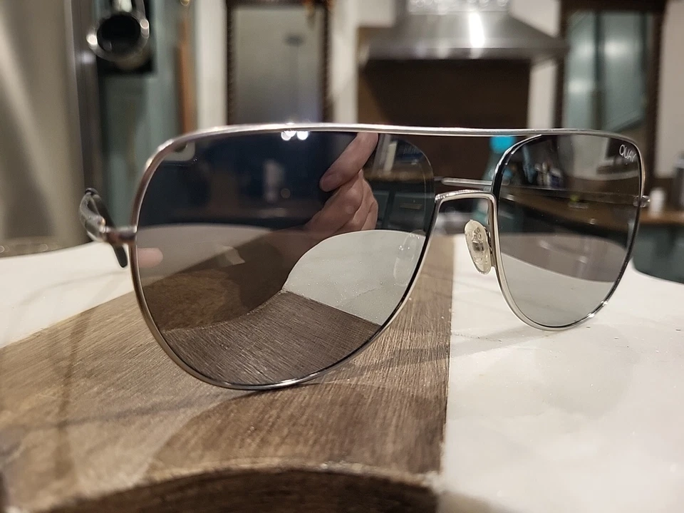Gafas de sol Quay Living grandes 122 gafas de sol de aviador Australia 🇦🇺 Foto 2 de 4
