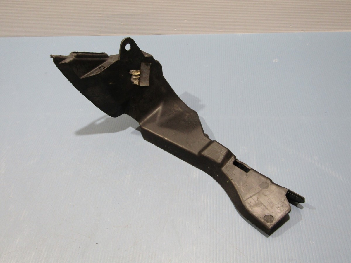 Mercedes C Class W205 AMG Front Bumper Lower Left Bracket 