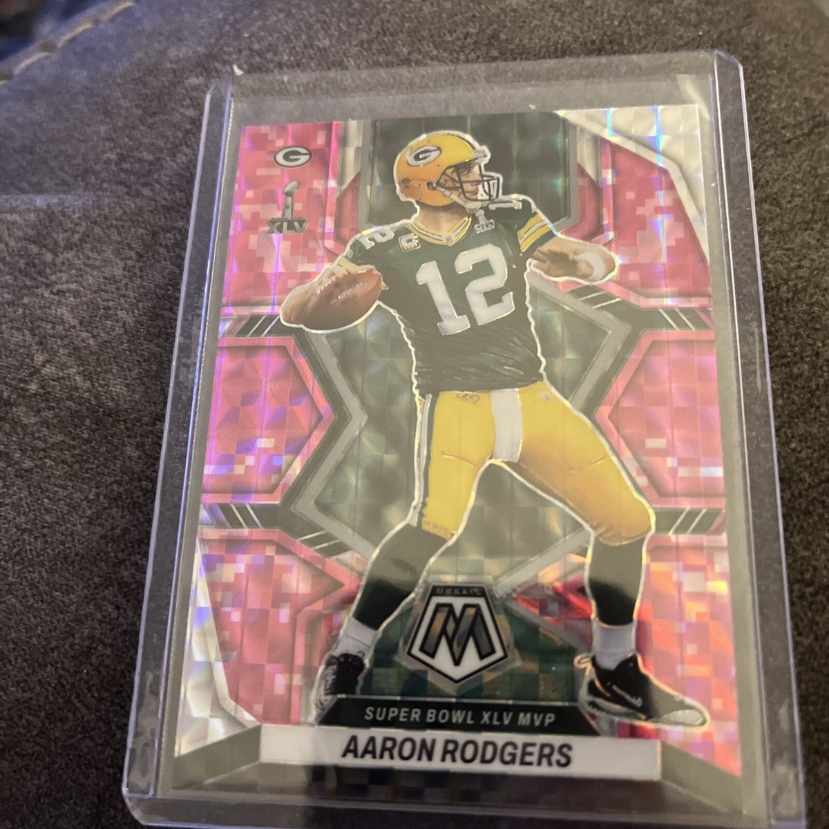 2022 Panini Mosaic Pink Camo Refractor #294 Aaron Rodgers Super