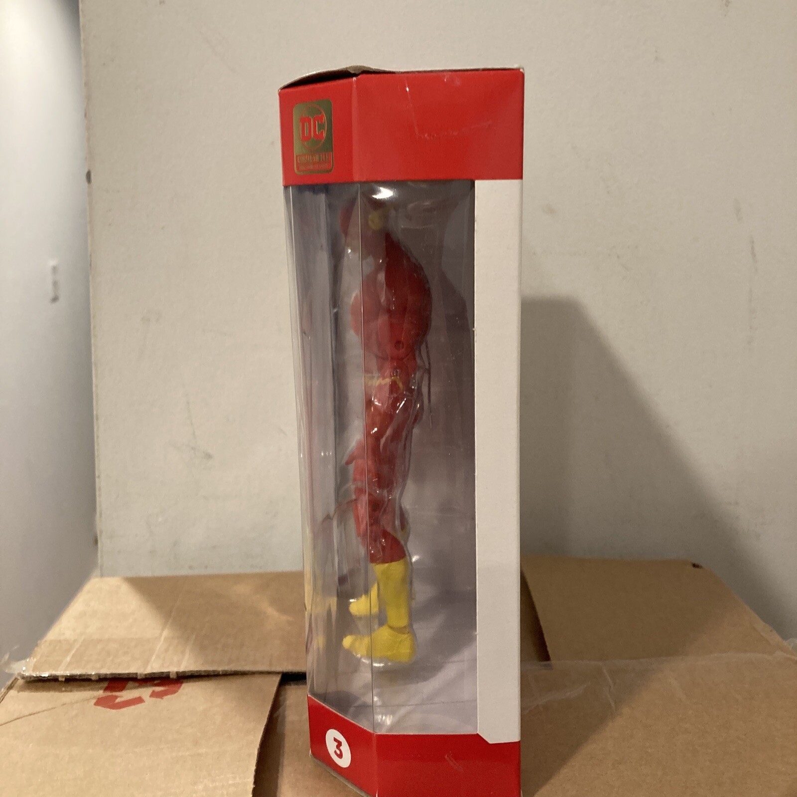 DC Collectibles DC Essentials #03 The Flash Figure 20 years