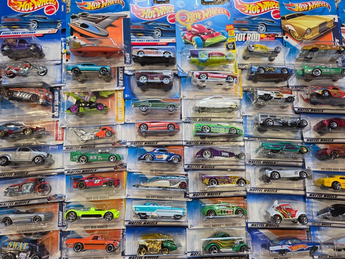 Hot Wheels - Mystery Lot of 25 Brand New Cars and Trucks from