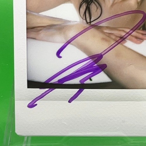 JULIA Polaroid Autographed Signed Cheki Card Photo Card TCG Japanese NM Idle - Picture 7 of 17