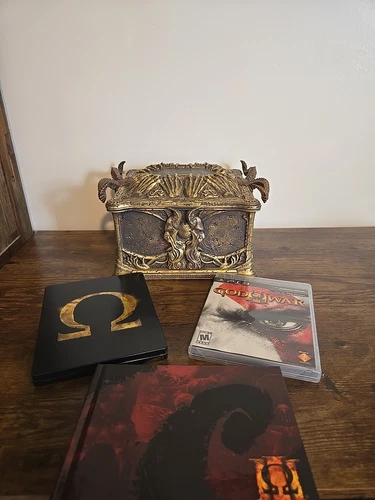 God Of War 3 Ultimate Collector's Edition w/Pandora's Box BONUS W/Ascension Game
