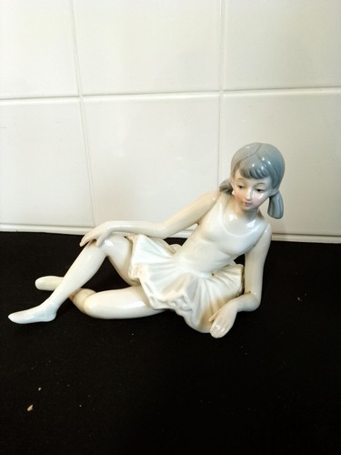 NAO By Lladro Porcelain Figurine Ballerina
