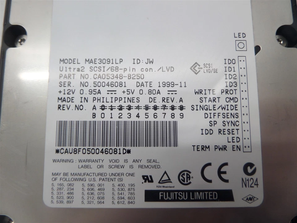 Fujitsu MAE3091LP 9GB Ultra2 7.2K RPM Hard Disk Drive - Image 2 of 4