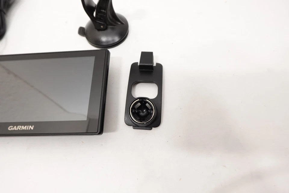 Garmin DriveAssist 50 LMT - 5" Vehicle GPS Navigator w/ Built-in Dash Cam - Image 4 of 4